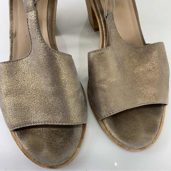 EILEEN FISHER LOU SANDAL beige gold metallic size 8.5 open toe T strap coastal - Picture 6 of 12
